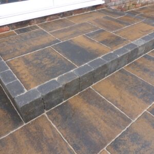 Kerbstone - Image 14