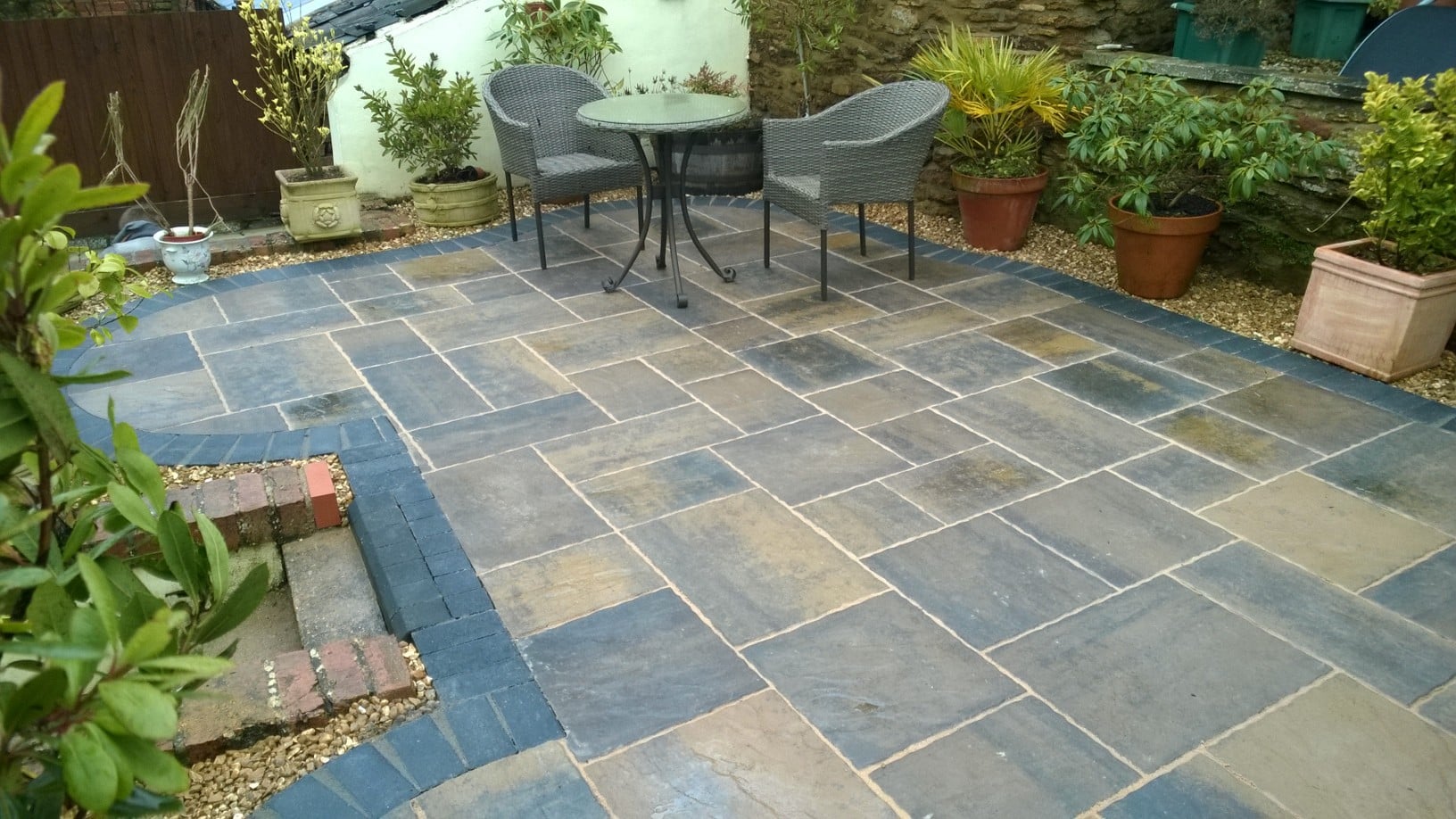Kerbstone - Image 15