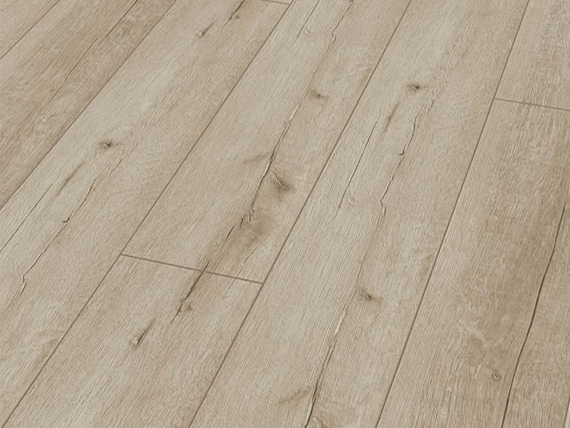 ROBUSTO PLANK RIP OAK NATURE LAMINATE FLOORING AC5 - Image 2