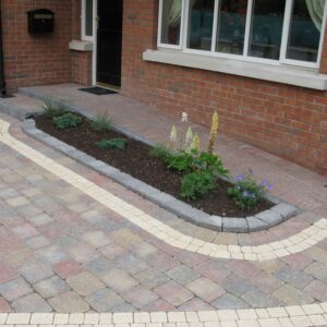 Kerbstone - Image 17