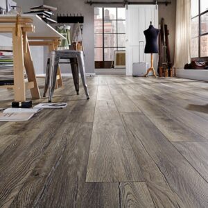 ROBUSTO PLANK HARBOUR OAK GREY LAMINATE FLOORING AC5