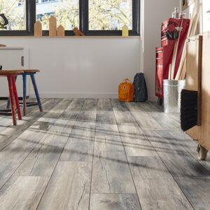 EXQUISIT PLUS WIDE PLANK BARN OAK LAMINATE FLOORING AC4