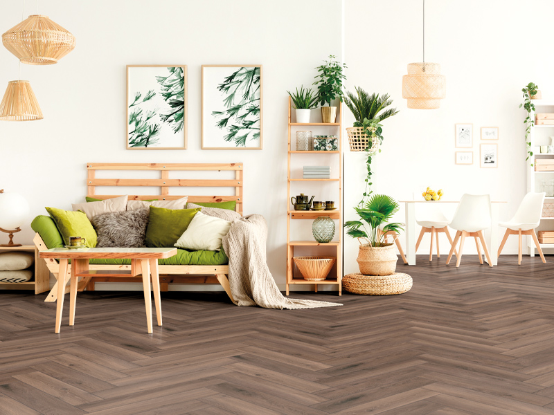 HERRINGBONE FERRARA OAK LAMINATE FLOORING AC4