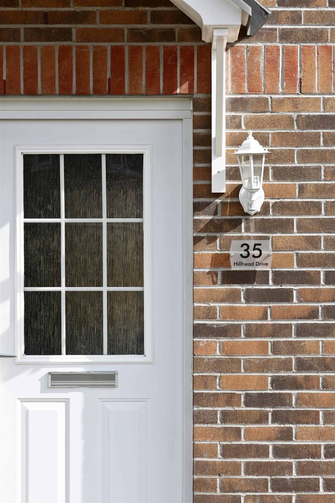 Kingston - Image 15