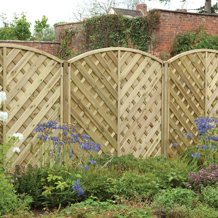 DUSTON ARCH DIAGONAL FENCE PANEL