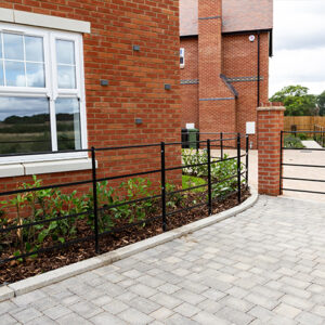ESTATE RAILINGS - Image 6