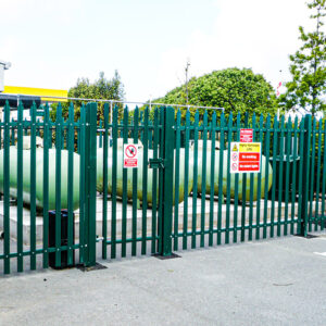 PALISADE FENCING - Image 5