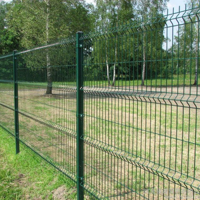 V-MESH FENCING PANELS & GATES - Image 9