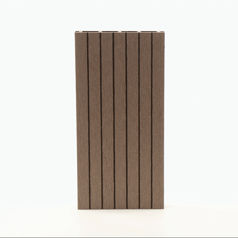 Portland Montana Composite Decking - Image 5