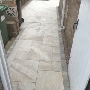 Grey Sandstone Cobbles Tumbled - Image 6
