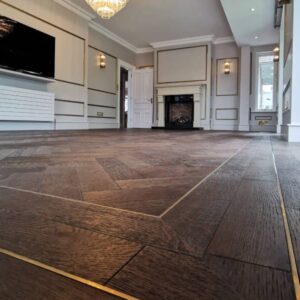 Herringbone Albury Oak Stained, Brushed & Matt Lacquered Engineered Flooring - Image 2