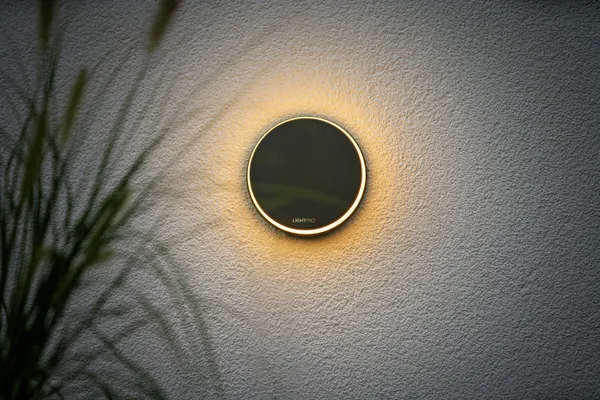 Garden Lightpro Polaris 12V 6W Wall Light - Image 4