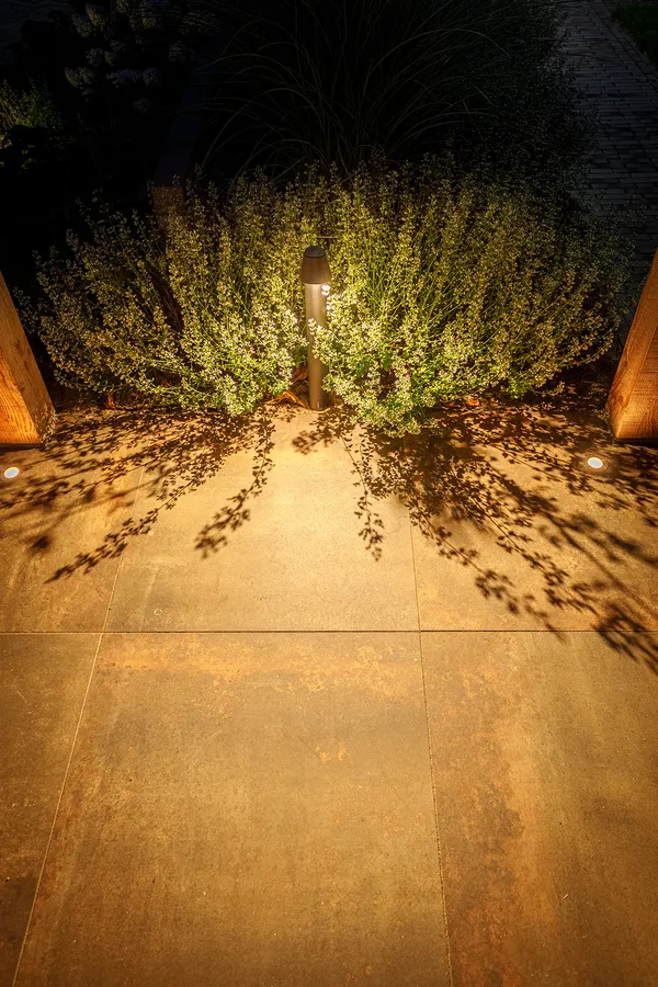 Garden Lightpro Oberon DL 9W IP44 Post Light - Image 7