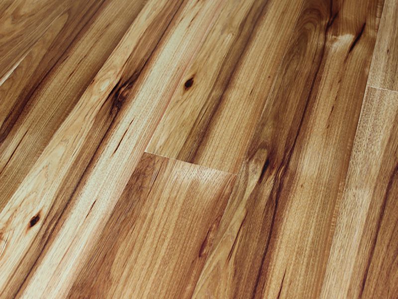 METRO PLUS HIGH SHINE PLANK TIRANA HICKORY LAMINATE FLOORING AC4 - Image 2