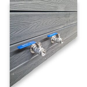 Acrylic square hot tub with external heater - Image 17