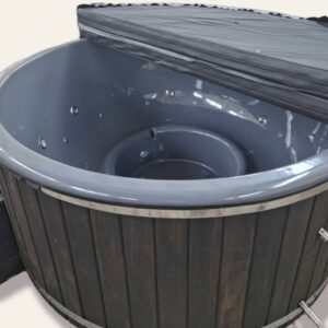 Fibreglass hot tub with external heater - Image 16