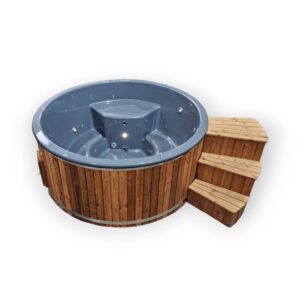 Fibreglass hot tub with integrated heater - Image 15