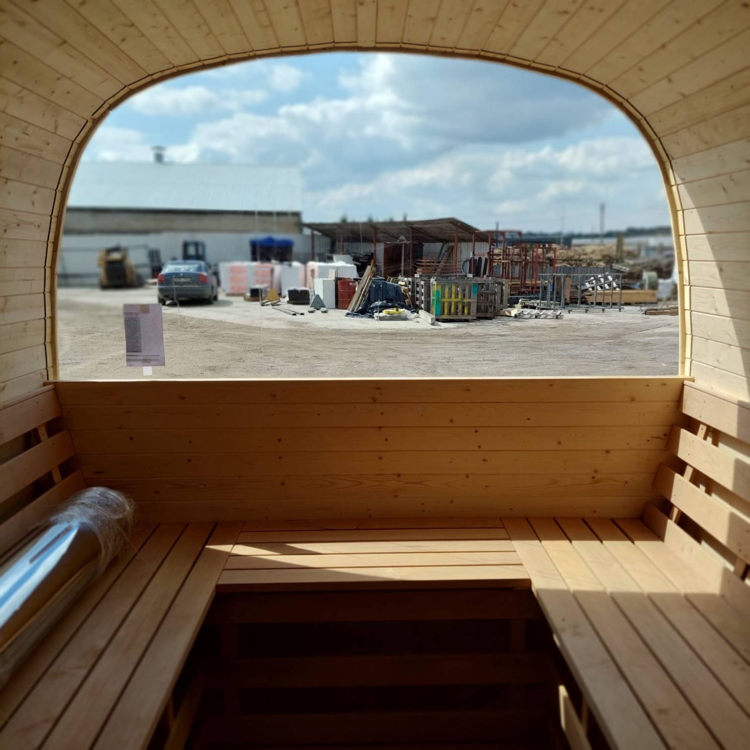 Square outdoor sauna - Image 14
